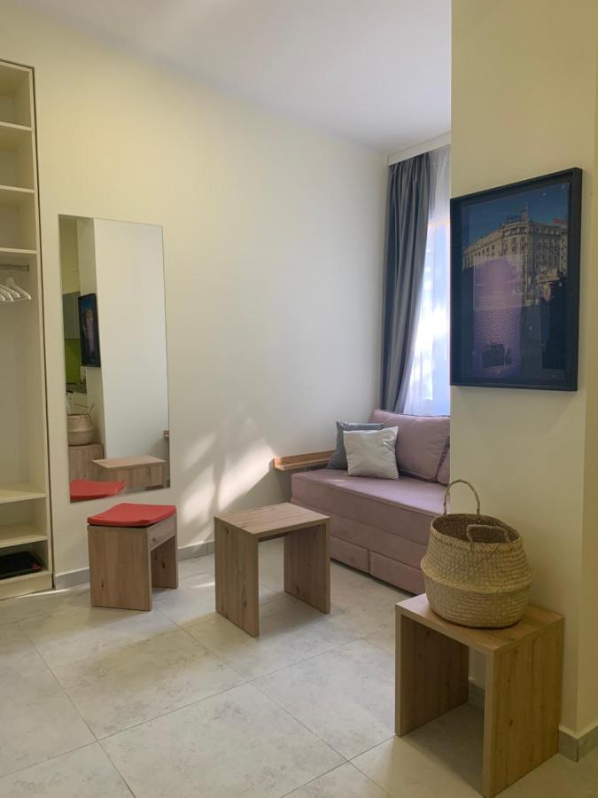 Ferienwohnung Sunlit Artist Studio Belgrad Exterior foto